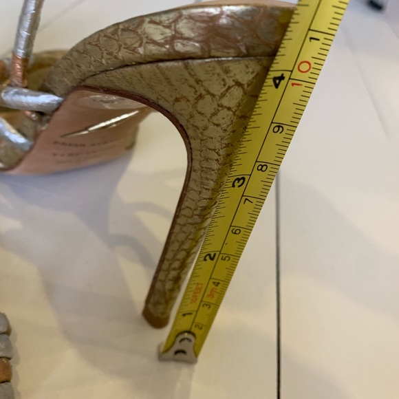 Brian Atwood gold&silver heels - Picture 3 of 6